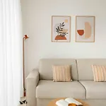 Vibra Larimar Apartment